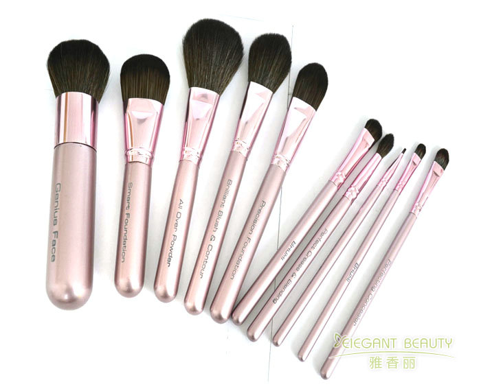 手机看片网站定製的藝術：將個性融入美妝日常